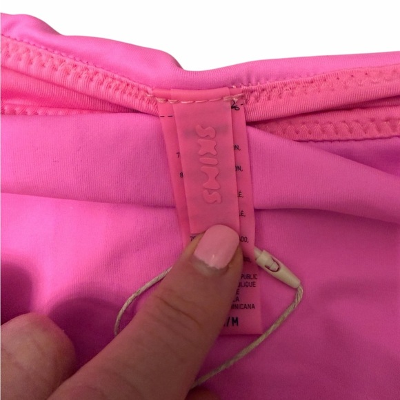 Skims Bright Pink Taffy Bikini Bottom M NWT - Picture 3 of 5